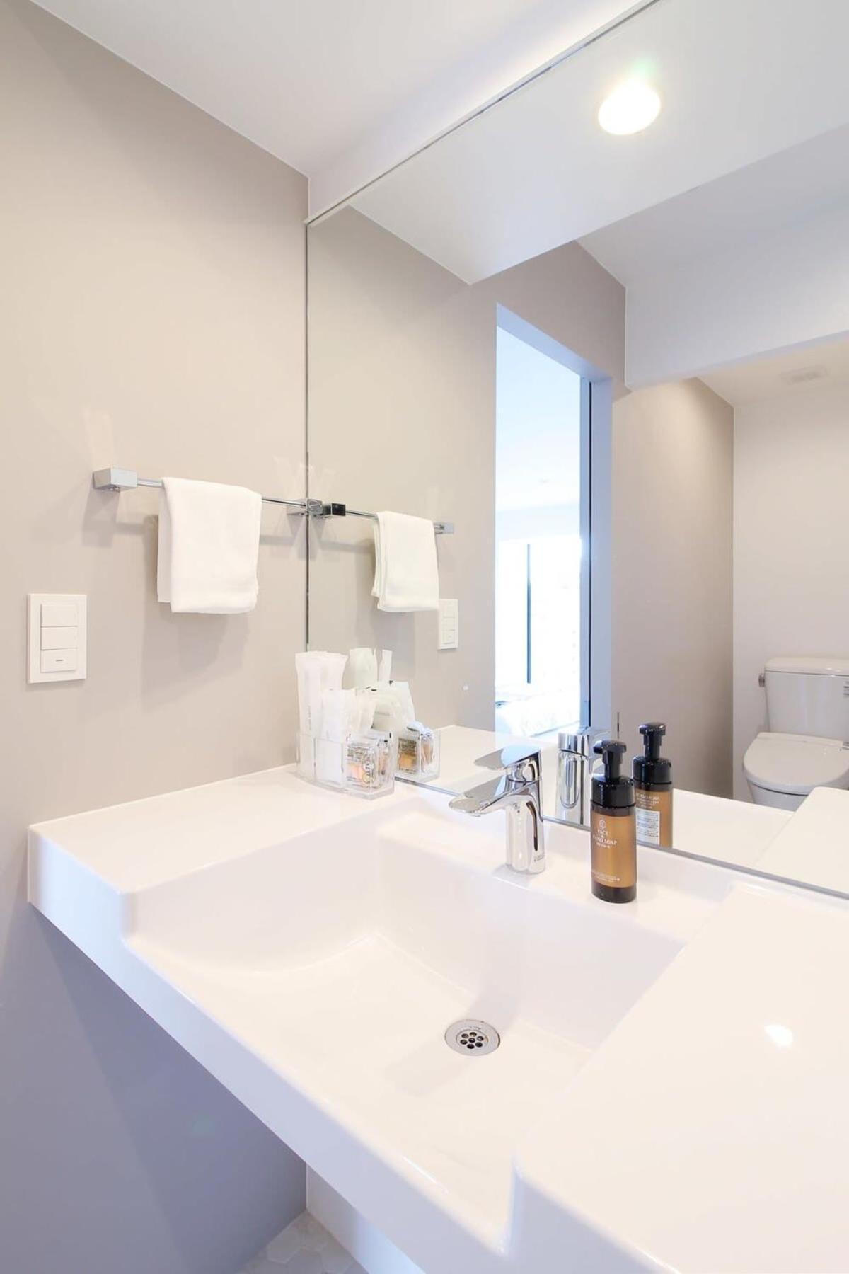 Bhotel Heiwaodori 902 - Huge Apt In Famous Hiroshima Dori For 6P Екстериор снимка